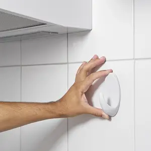 Foto de aplicação - Gancho Ambar De Plástico - 1