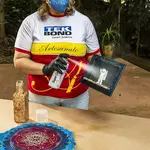 Foto de aplicação - Verniz Spray Brilhante - 3