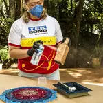 Foto de aplicação - Verniz Spray Brilhante - 5